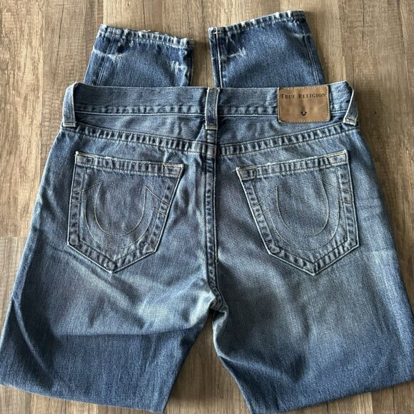 True Religion men’s Logan Relaxed Taper Size 31 Medium Wash Straight Leg - Picture 1 of 13